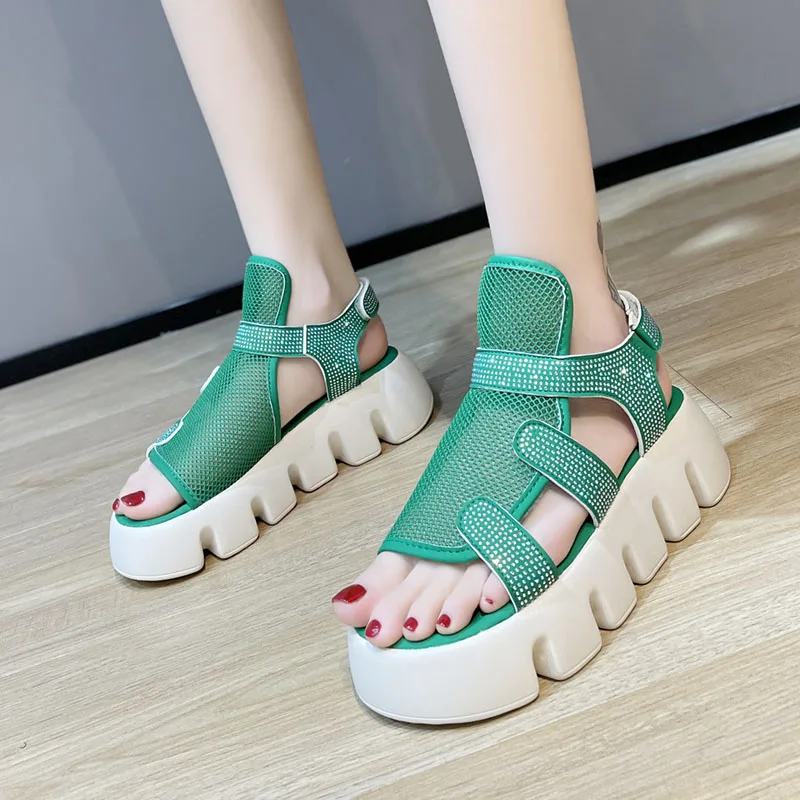 Shining Crystal Platform Sandals Summer 2022 Sexy Mesh Chunky Rome Sandalias Mujer Thick Bottom Bling Rhinestones Sandals Ladies
Shining Crystal Platform Sandals Summer 2022 Sexy Mesh Chunky Rome Sandalias Mujer Thick Bottom Bling Rhinestones Sandals Ladies