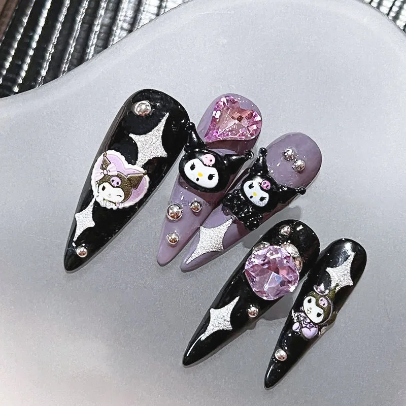 3D Diy Sanrioed Kuromi Kawaii Three-Dimensional Decoration Rhinestones Nail Patch Dark Hot Girl Style Wearable Fake Nail Sticker
3D Diy Sanrioed Kuromi Kawaii Three-Dimensional Decoration Rhinestones Nail Patch Dark Hot Girl Style Wearable Fake Nail Sticker