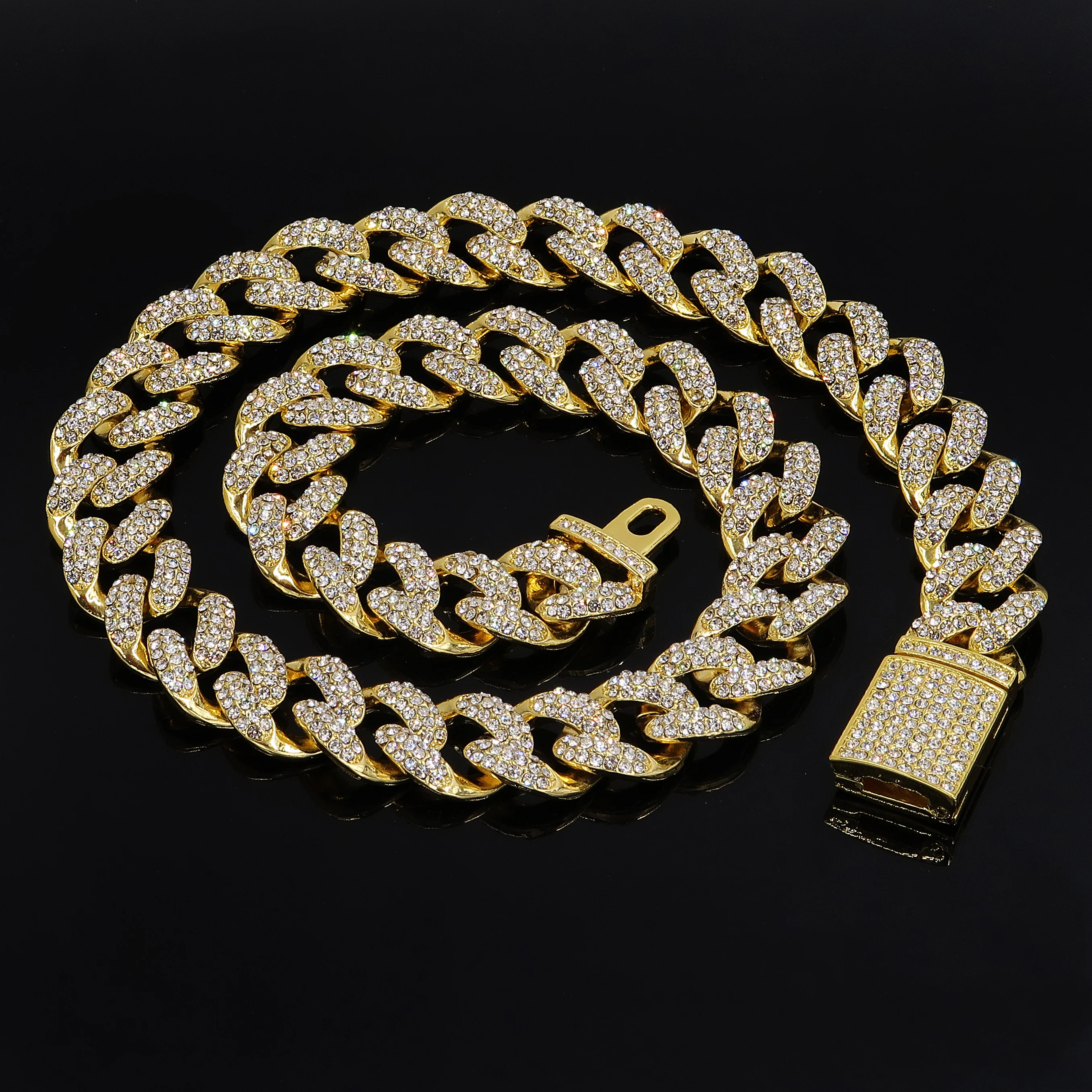 15mm Men Hip Hop Chain Necklace Pave Setting Rhinestone Male Iced Out Bling Rhombus Cuban Link Chains Necklace Fashion Jewelry
15mm Men Hip Hop Chain Necklace Pave Setting Rhinestone Male Iced Out Bling Rhombus Cuban Link Chains Necklace Fashion Jewelry