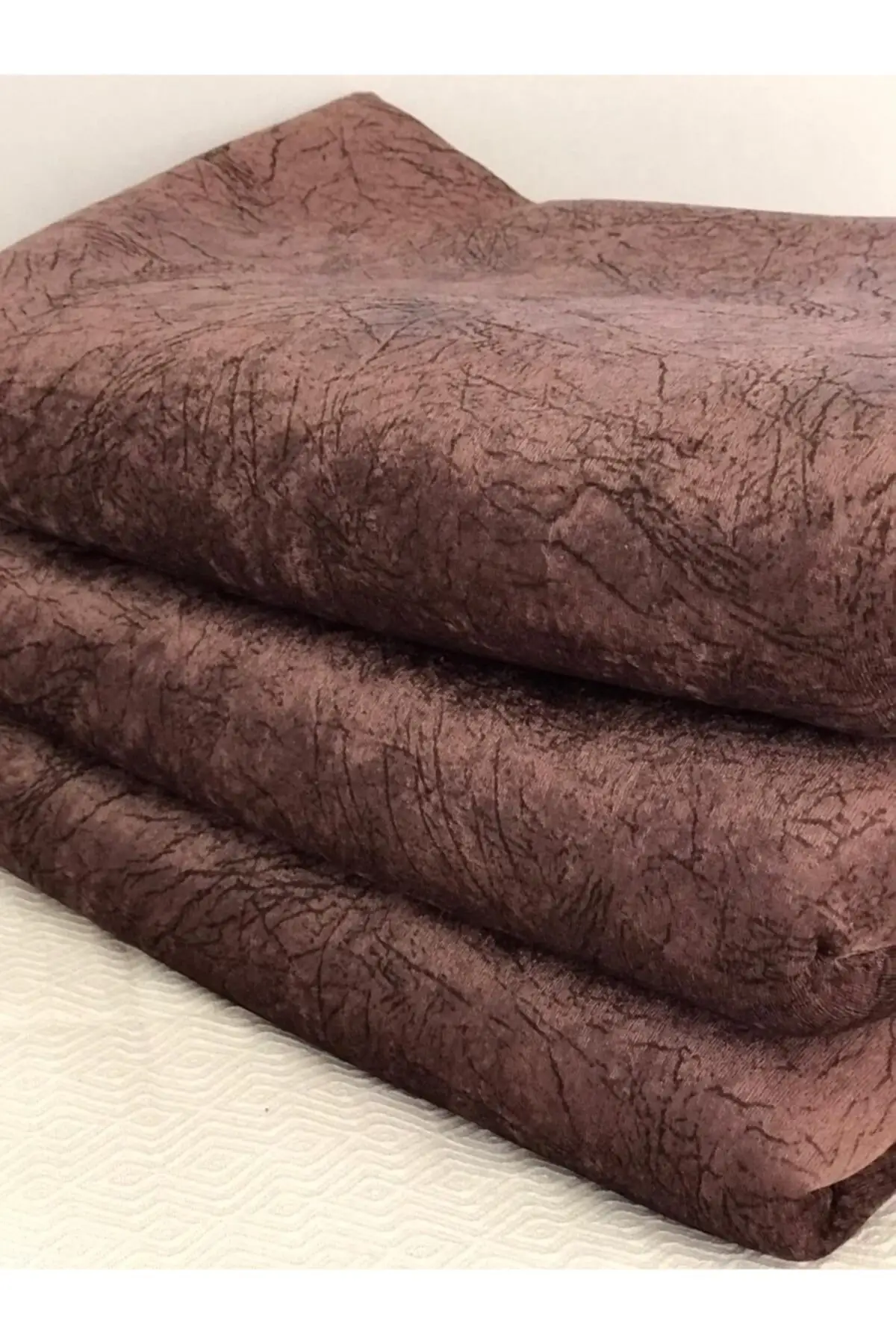 Sponged Sofa Bed Cover Vein Pattern Bright And Anti-slip Brown (13 Different Color Options) Velvet 175x210
Sponged Sofa Bed Cover Vein Pattern Bright And Anti-slip Brown (13 Different Color Options) Velvet 175x210