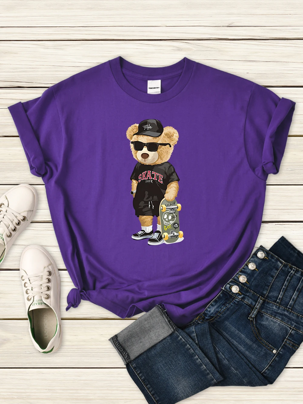 Bear With Skateboard Printing T Shirt Womens Fashion Korean Short Sleeve Street Comfortable Tee Clothes Casual Luxury T-Shirt 
Bear With Skateboard Printing T Shirt Womens Fashion Korean Short Sleeve Street Comfortable Tee Clothes Casual Luxury T-Shirt