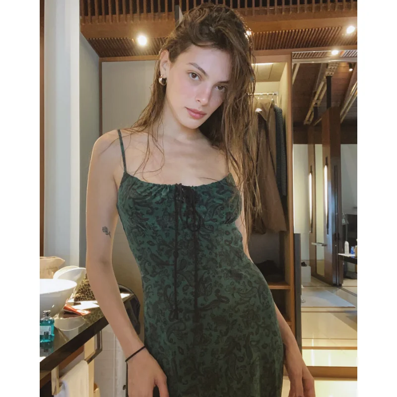 Realis@tion Dress Women's Cashew Flower Printed Silk Slim Fit Bra Lace Up Holiday Mini Sling Dress Summer The Inez
Realis@tion Dress Women's Cashew Flower Printed Silk Slim Fit Bra Lace Up Holiday Mini Sling Dress Summer The Inez
