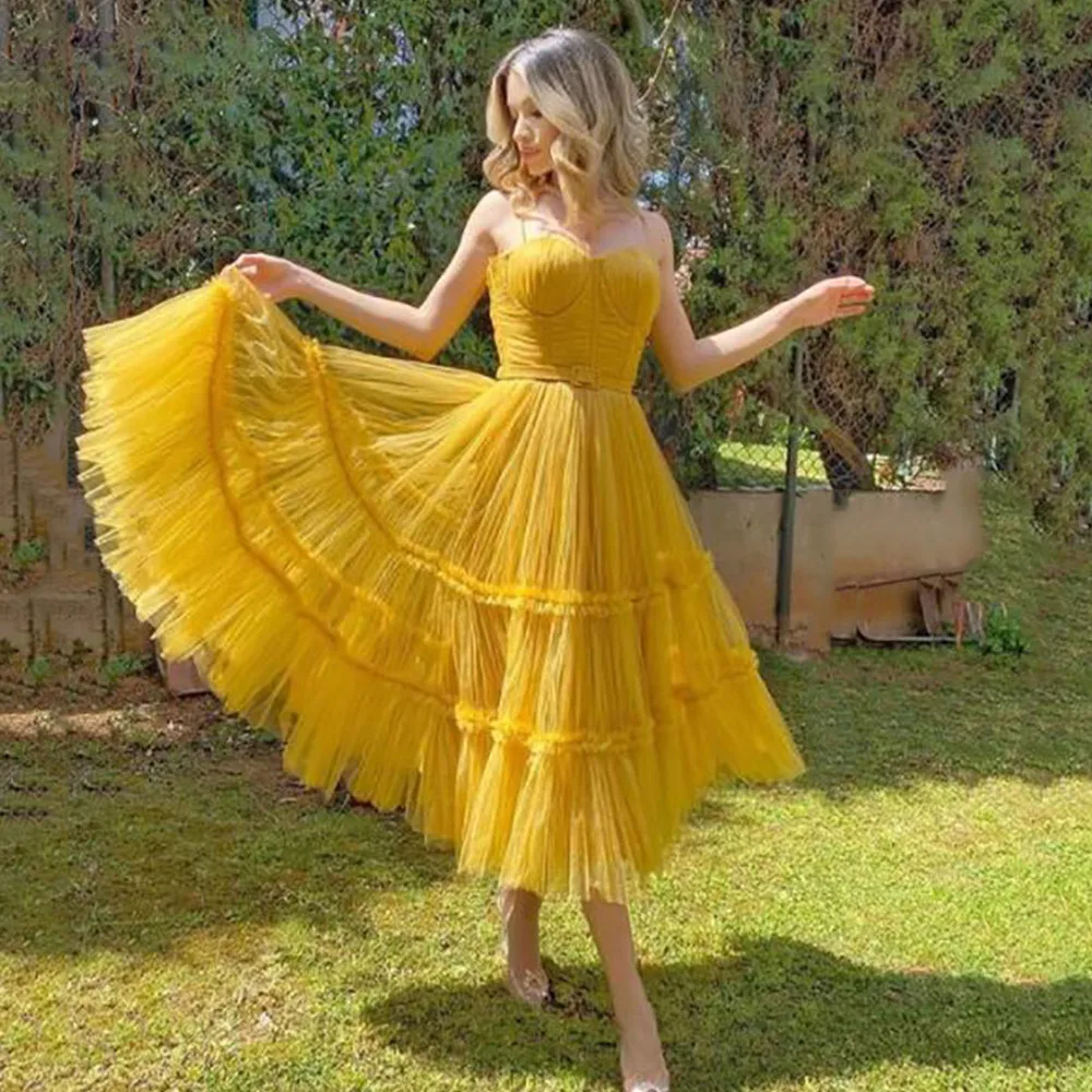 Yellow A Line Tulle Short Prom Dresses Sweetheart Spaghetti Strap New Design Tea Length Formal Party Gown vestidos de fiest
Yellow A Line Tulle Short Prom Dresses Sweetheart Spaghetti Strap New Design Tea Length Formal Party Gown vestidos de fiest