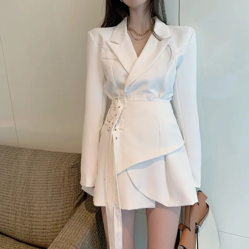 SuperAen Spring Autumn 2022 Notched Full Single Breasted Belt White Black Waist Suit Coat Office Lady Blazer Women Coat
SuperAen Spring Autumn 2022 Notched Full Single Breasted Belt White Black Waist Suit Coat Office Lady Blazer Women Coat