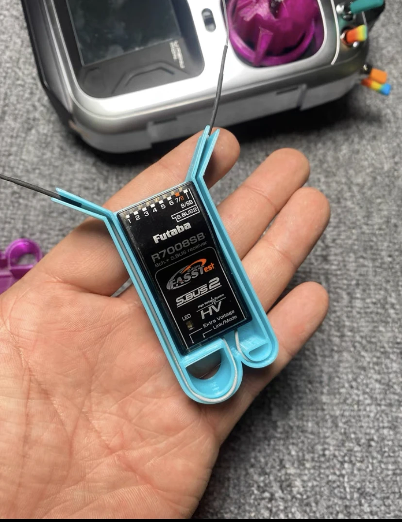 Защитный чехол из ТПУ с 3D-принтом для FUTABA 7008 3008 6208, приемник R7008SB R3008SB R6208SB RX
Защитный чехол из ТПУ с 3D-принтом для FUTABA 7008 3008 6208, приемник R7008SB R3008SB R6208SB RX