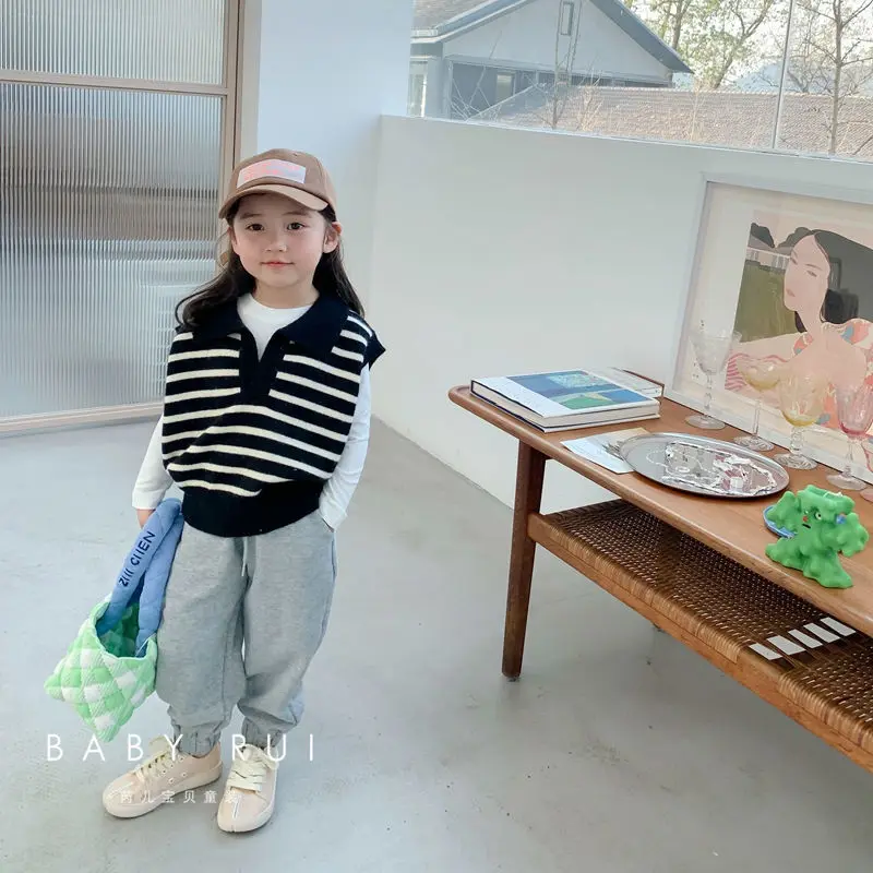 Turn-down Vest Collar Children Soft Waistcoat 2022 Simple Pullover Striped Comfortable Fashion Girls Cotton Sleeveless Autumn
Turn-down Vest Collar Children Soft Waistcoat 2022 Simple Pullover Striped Comfortable Fashion Girls Cotton Sleeveless Autumn