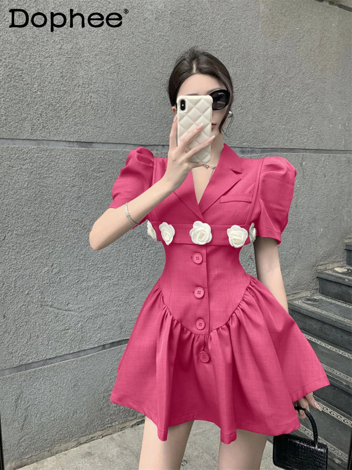 High-End Korean Elegant Slim-Fit Waist Suit Collar Pleated Dress Sweet Flowers Strap Dress for Women 2022 New Summer Vestidos
High-End Korean Elegant Slim-Fit Waist Suit Collar Pleated Dress Sweet Flowers Strap Dress for Women 2022 New Summer Vestidos