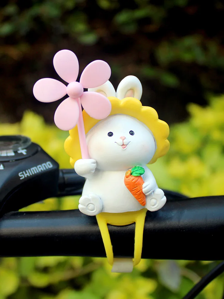Car Trinkets Creative Cute Rabbit Shape Windmill Bamboo Dragonfly Battery Car Bicycle Motorcycle Riding Decorative Supplies
Car Trinkets Creative Cute Rabbit Shape Windmill Bamboo Dragonfly Battery Car Bicycle Motorcycle Riding Decorative Supplies