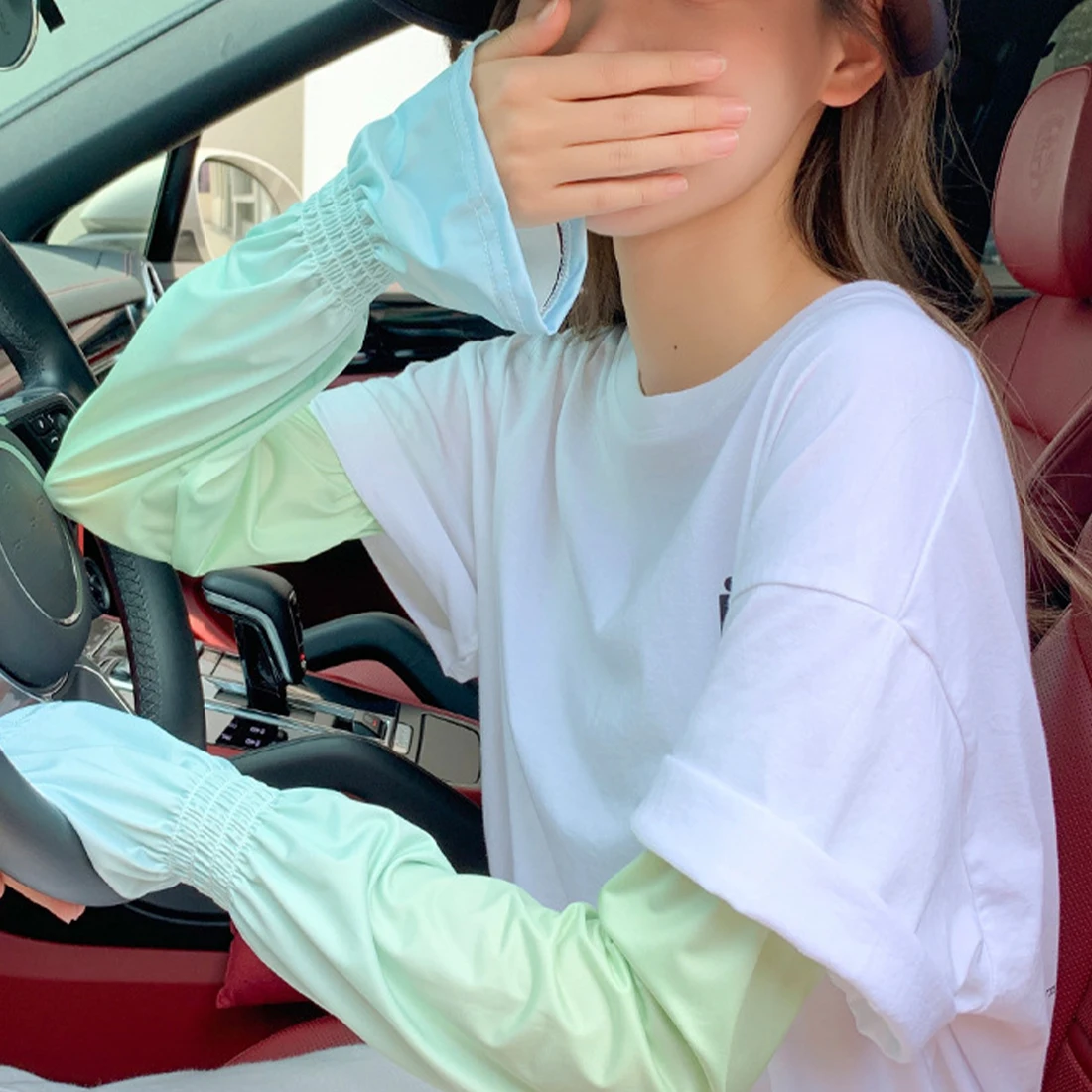 1 Pair Ice Silk Sleeve Women Sunscreen Sleeve Loose UV Protection Arm Sleeve Cycling Driving Gradient Girls Arm Warmer Sleeve
1 Pair Ice Silk Sleeve Women Sunscreen Sleeve Loose UV Protection Arm Sleeve Cycling Driving Gradient Girls Arm Warmer Sleeve