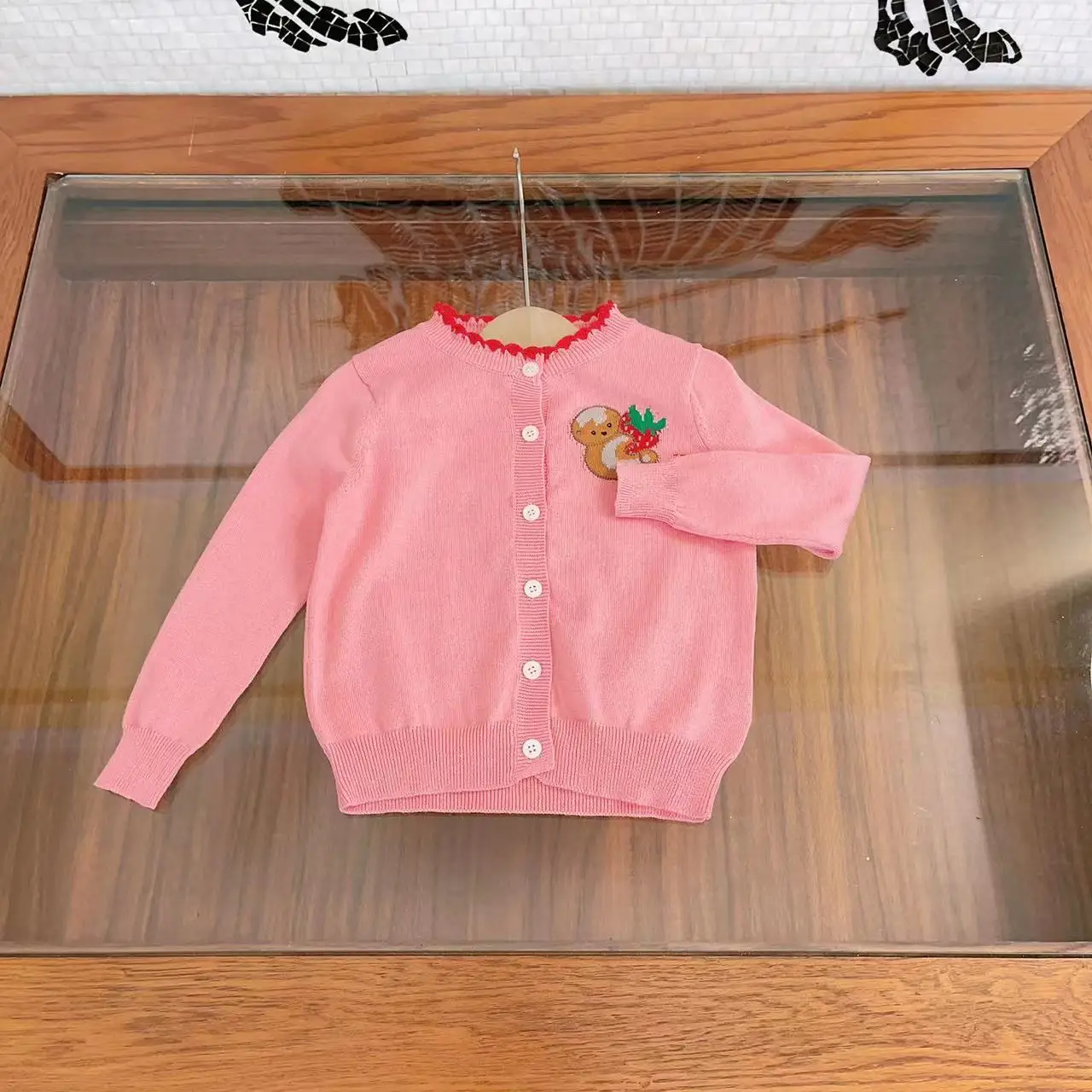 Luxury Baby Girls Clothes Sweater 2022 Autumn Designer Kids Clothes Girls Wool Cardigan Coat Children's Clothing Knitted Sweater
Luxury Baby Girls Clothes Sweater 2022 Autumn Designer Kids Clothes Girls Wool Cardigan Coat Children's Clothing Knitted Sweater