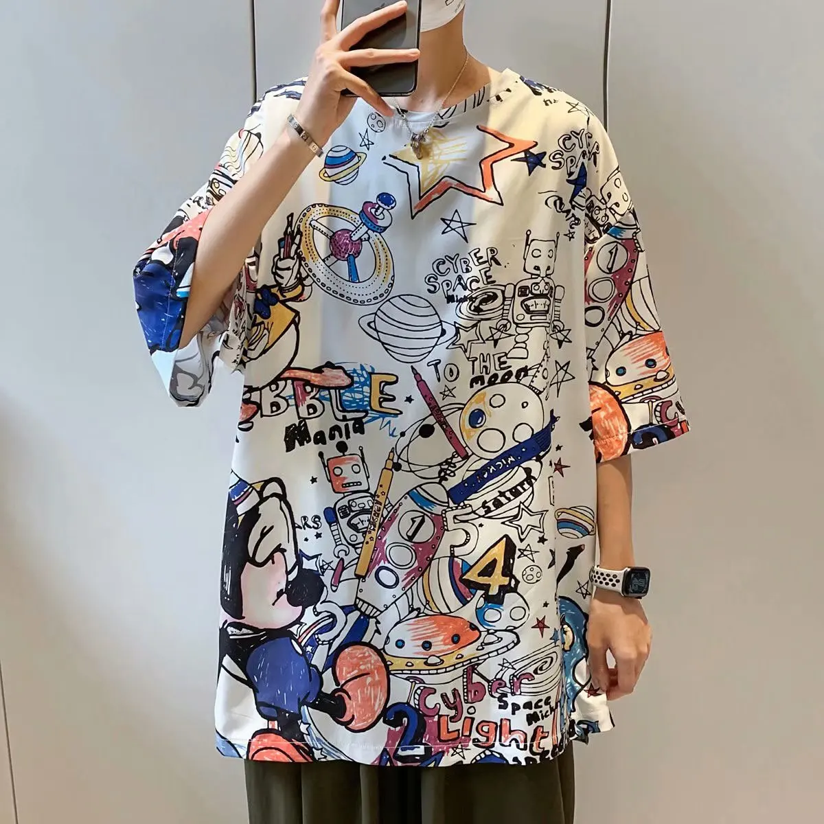 New Japanese cartoon graffiti short sleeve T-shirt Men's hip-hop loose port fashion card clothes summer half sleeve 
New Japanese cartoon graffiti short sleeve T-shirt Men's hip-hop loose port fashion card clothes summer half sleeve