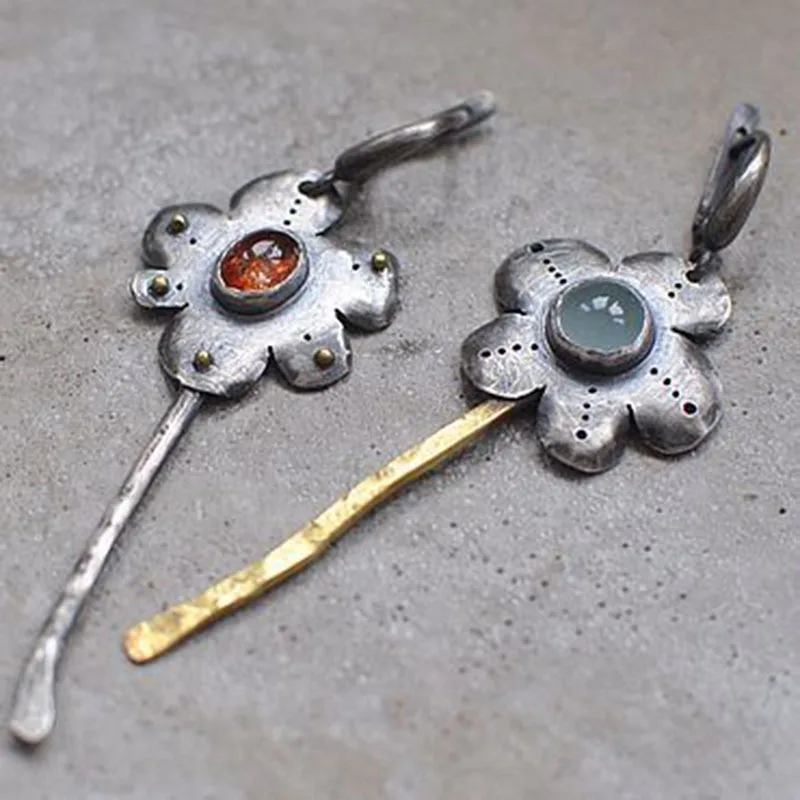 Vintage Two Tone Orange Blue Stone Metal Floral Asymmetric Pendant Earrings Distressed Tribal Ethnic Long Women's Earrings
Vintage Two Tone Orange Blue Stone Metal Floral Asymmetric Pendant Earrings Distressed Tribal Ethnic Long Women's Earrings