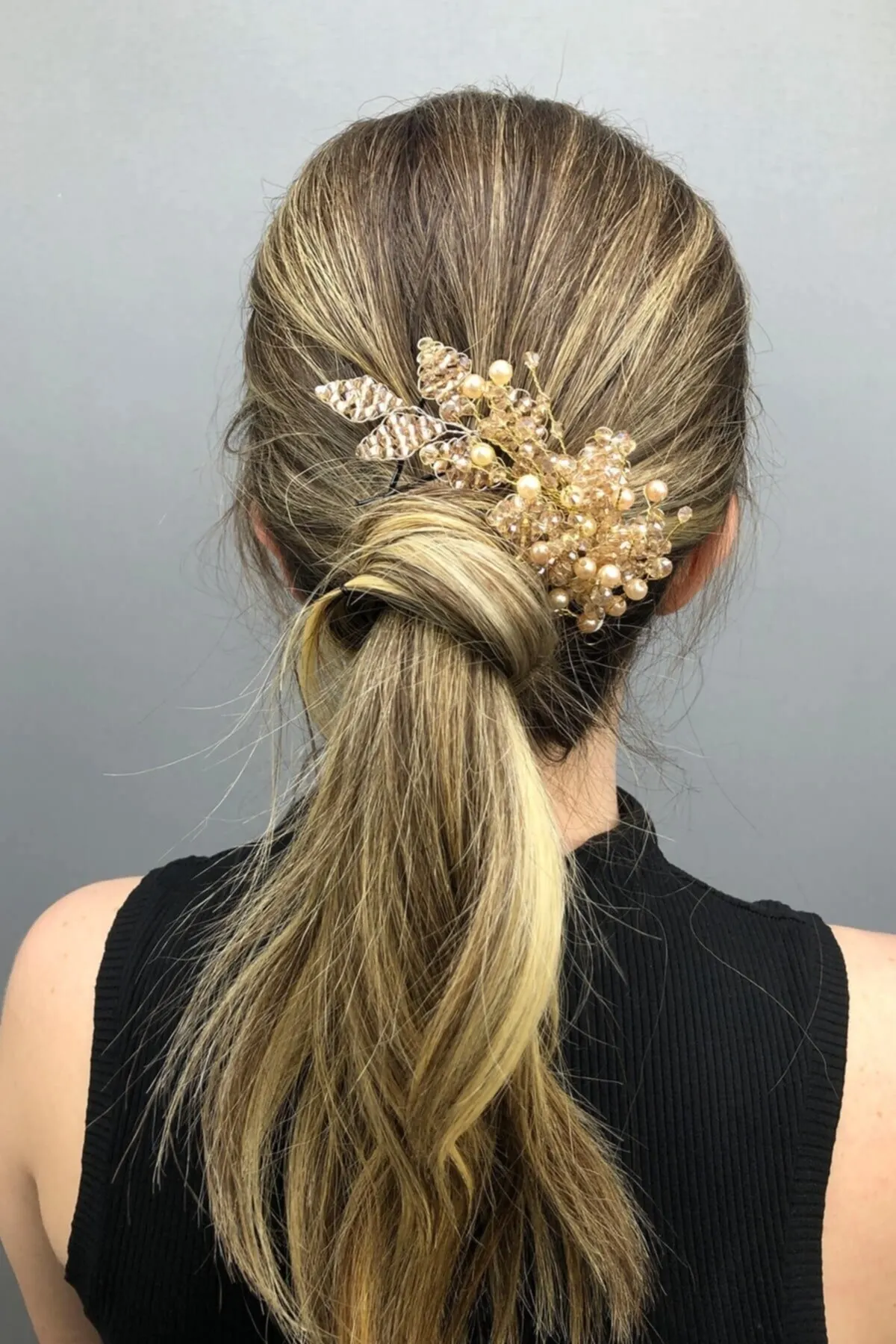 Bridal Accessories Leaf Pattern Crystal And Pearl Bridal Hair Accessory Wedding Handmade For Bride And Bridesmaids
Bridal Accessories Leaf Pattern Crystal And Pearl Bridal Hair Accessory Wedding Handmade For Bride And Bridesmaids