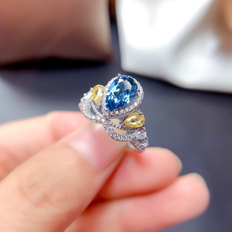 2022 New Trendy Silver Plated Crown Opening Rings For Women Shine Blue Yellow CZ Stone Inlay Fashion Jewelry Wedding Party Gift
2022 New Trendy Silver Plated Crown Opening Rings For Women Shine Blue Yellow CZ Stone Inlay Fashion Jewelry Wedding Party Gift