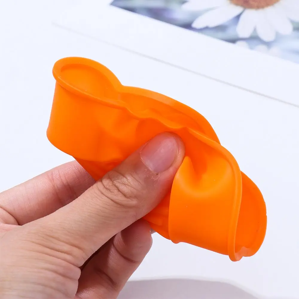 Bakeware Tools Non-Stick Heart Shape Reusable Cake Molds Candy DIY Silicone Cupcake Mold Cake Muffin Making
Bakeware Tools Non-Stick Heart Shape Reusable Cake Molds Candy DIY Silicone Cupcake Mold Cake Muffin Making