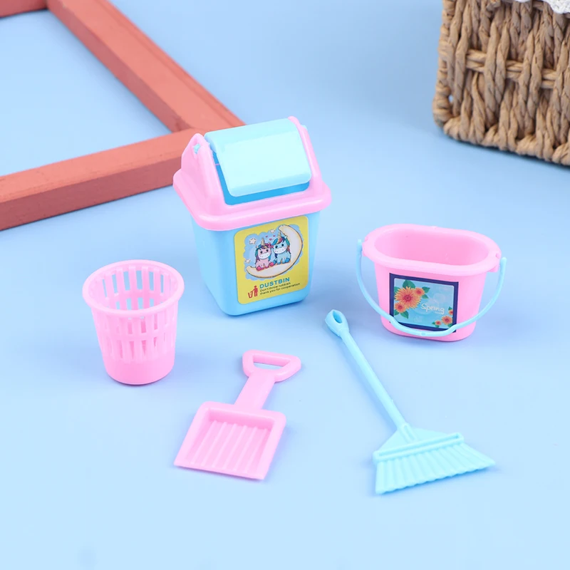 Cute 5Pcs Dollhouse Mini Doll Accessories Household Trash Cans Broom Cleaning Tools for Kids Educational Toy
Cute 5Pcs Dollhouse Mini Doll Accessories Household Trash Cans Broom Cleaning Tools for Kids Educational Toy
