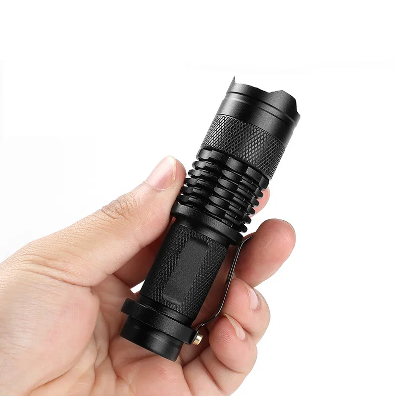 1Pcs Portable Mini Tactical Flashlight Waterproof LED Zoomable Torch Light EDC Survival Hiking Travel Outdoor Camping Equipment
1Pcs Portable Mini Tactical Flashlight Waterproof LED Zoomable Torch Light EDC Survival Hiking Travel Outdoor Camping Equipment