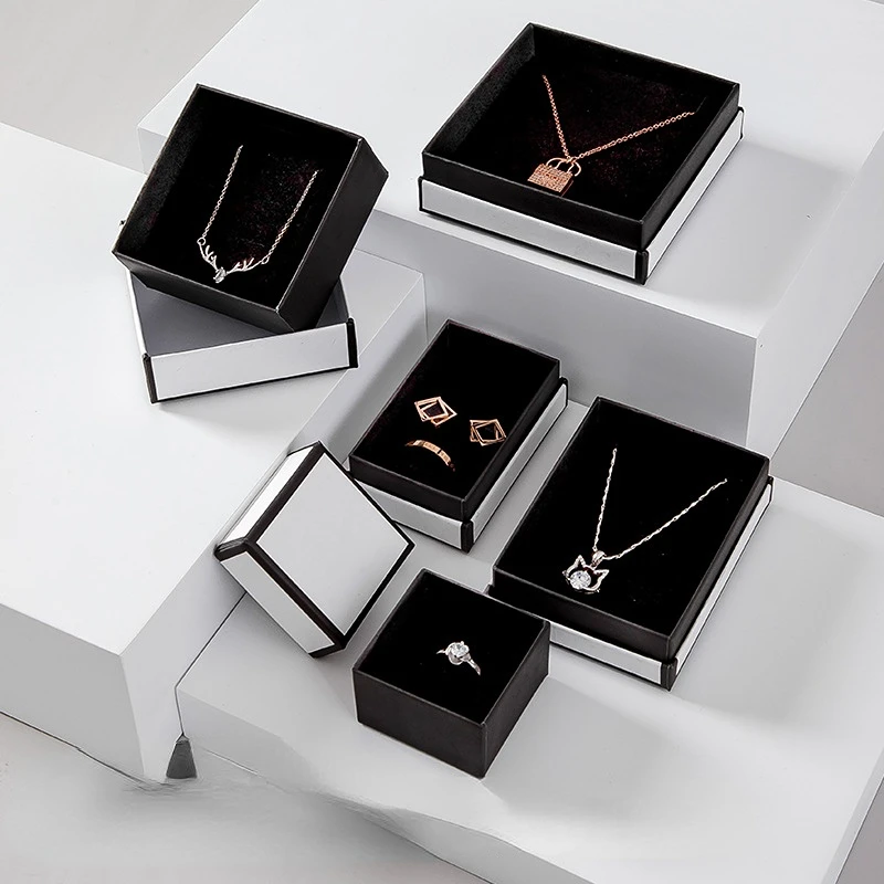 Jewelry Packaging Box Earnail Ring Bracelet Necklace Black And White Small Fragrant Jewelry Packaging Paper Box
Jewelry Packaging Box Earnail Ring Bracelet Necklace Black And White Small Fragrant Jewelry Packaging Paper Box