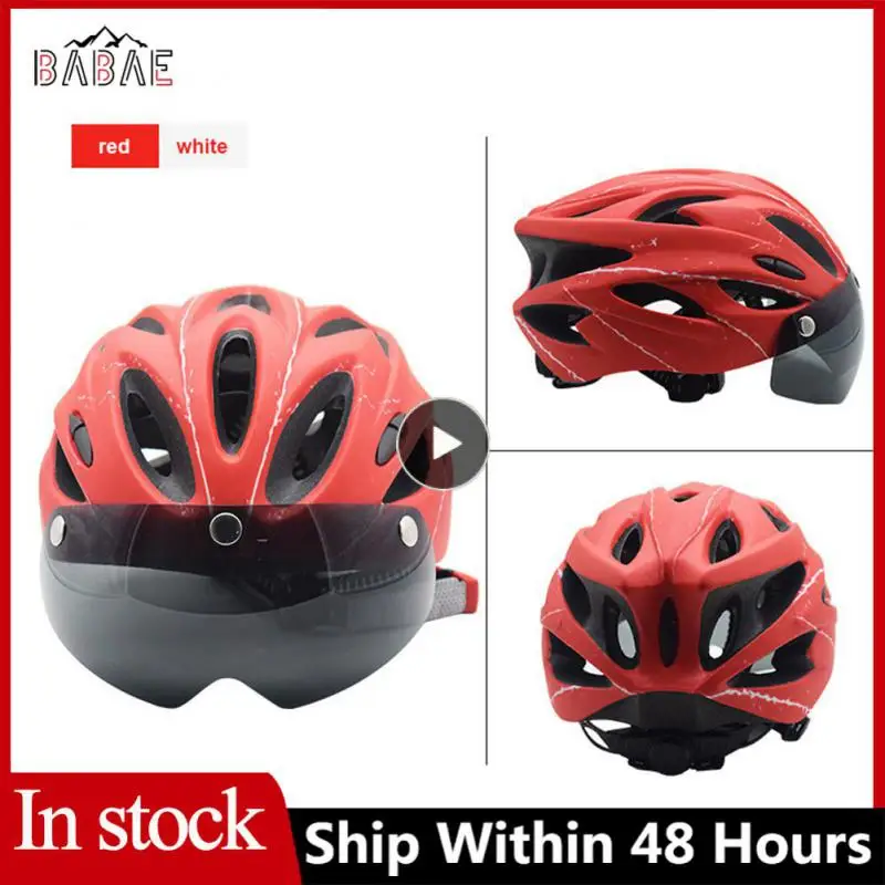 Fashion Riding Helmet Adjustable Road Mountain Bike Riding Helmet One-body Molding Low Wind Resistance Cycling Helmet Breathable
Fashion Riding Helmet Adjustable Road Mountain Bike Riding Helmet One-body Molding Low Wind Resistance Cycling Helmet Breathable