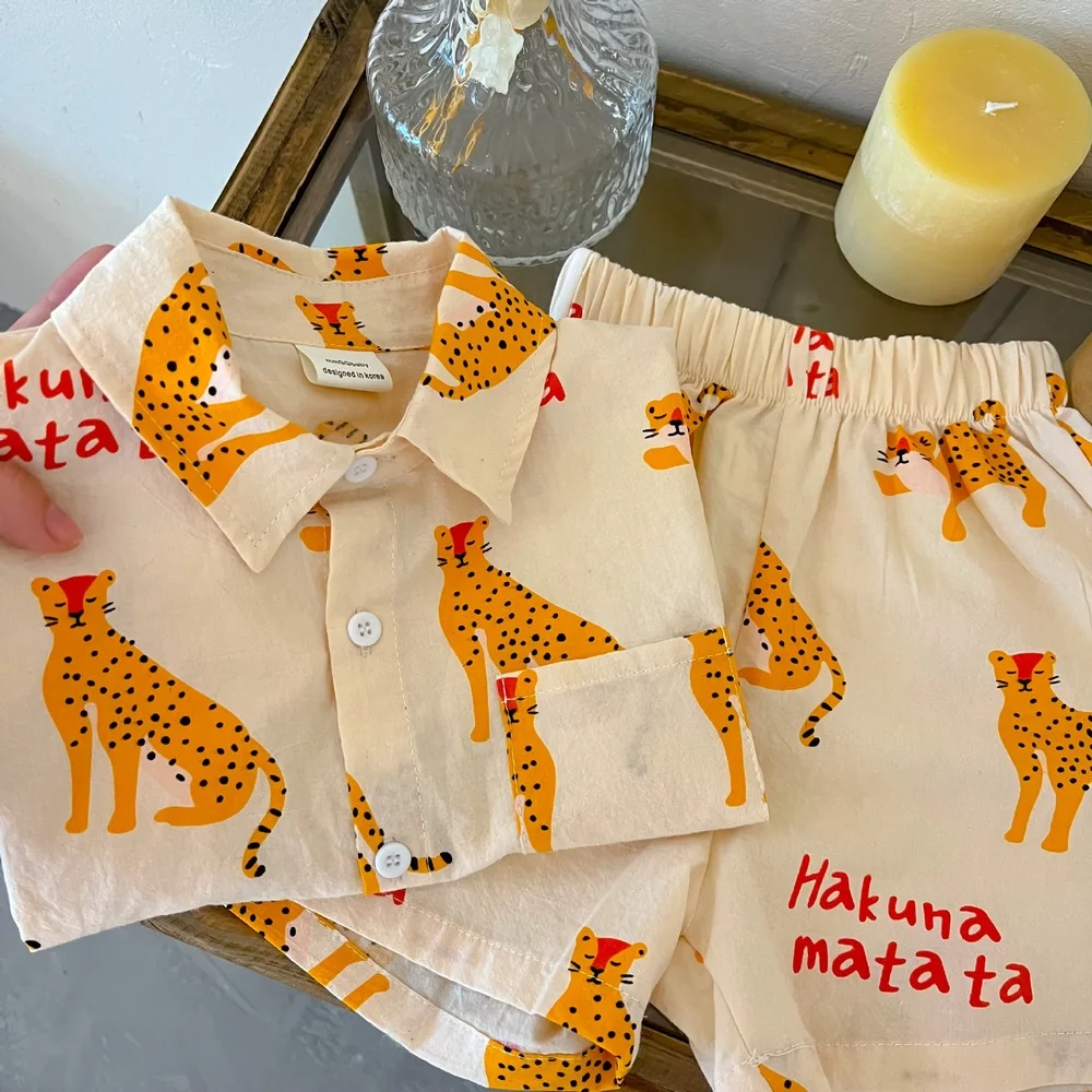 2Pcs/Suit Summer Kids Short-sleeved Shirts Boy Girl Home Clothes Boys' Casual Loungewear Girls' Short-sleeved Shirts Shorts Set
2Pcs/Suit Summer Kids Short-sleeved Shirts Boy Girl Home Clothes Boys' Casual Loungewear Girls' Short-sleeved Shirts Shorts Set