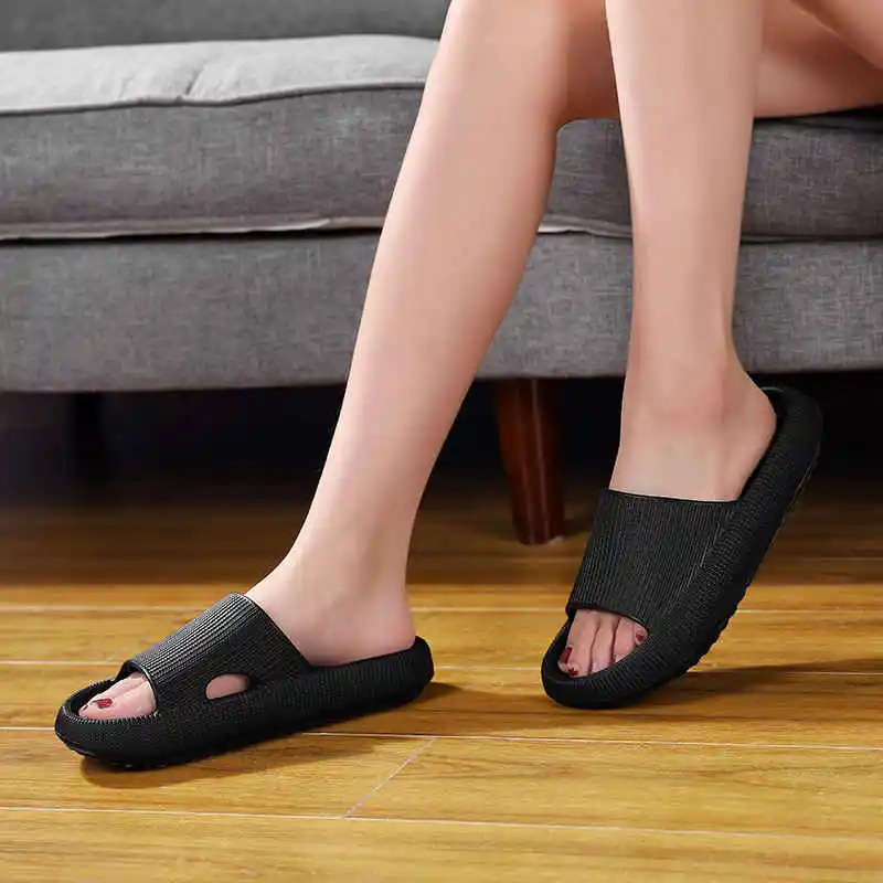 Desinger Trainers Slippers Be At Home Designer Luxury 2023 Brand Flip Flops For Men Buy Bathing Shoes Summer Man Sandals Tennis
Desinger Trainers Slippers Be At Home Designer Luxury 2023 Brand Flip Flops For Men Buy Bathing Shoes Summer Man Sandals Tennis