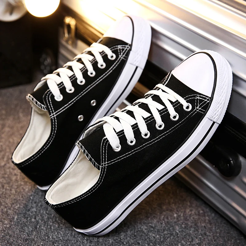 2022 New Fashion Men Plus Size Breathable Walking Shoes Vulcanize Classic Canvas Shoes Men Sneakers Casual
2022 New Fashion Men Plus Size Breathable Walking Shoes Vulcanize Classic Canvas Shoes Men Sneakers Casual
