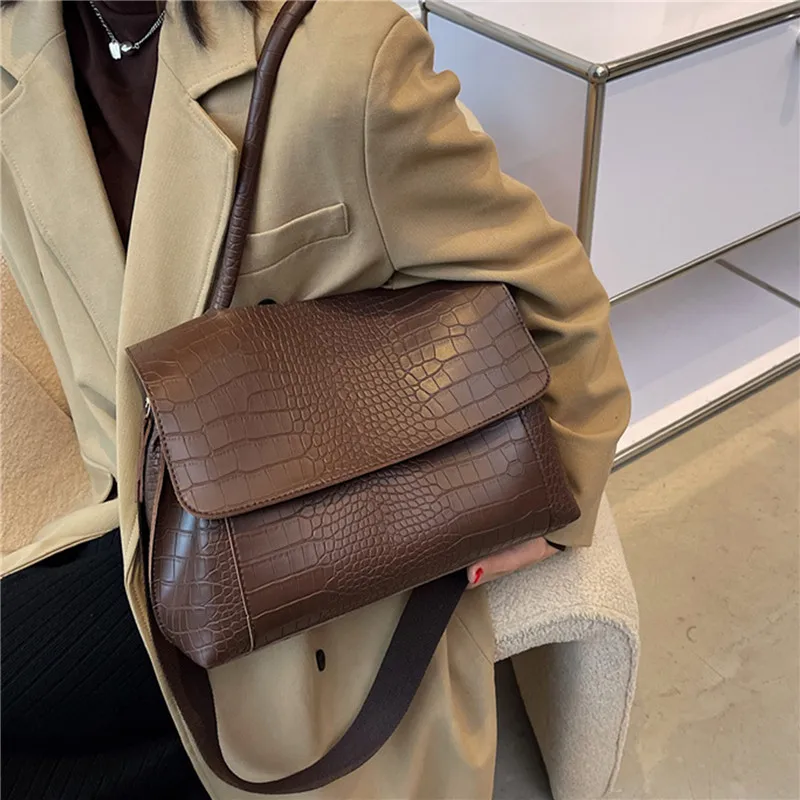 Crocodile Pattern Women Handbag Large Capacity Shoulder Bags For Female 2022 Casual Totes Women Messenger Bag
Crocodile Pattern Women Handbag Large Capacity Shoulder Bags For Female 2022 Casual Totes Women Messenger Bag