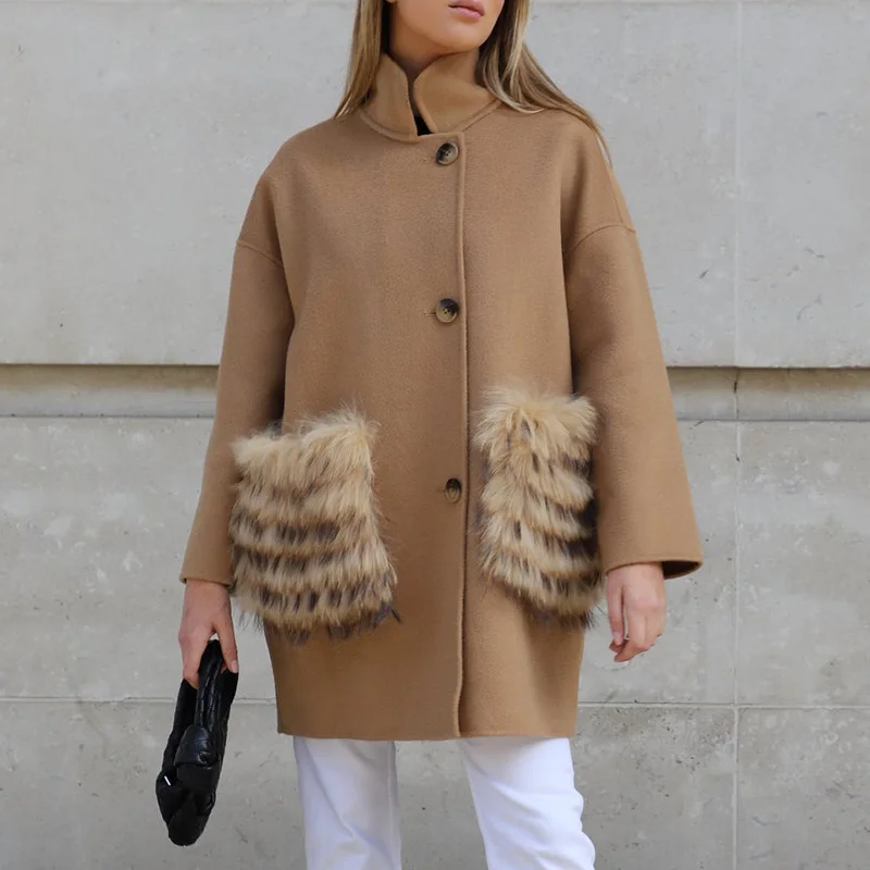 2023 New Design Women Real Wool Coat Lady Autumn Winter Trench Coat Raccoon Fur Pocket High Collar QN5231
2023 New Design Women Real Wool Coat Lady Autumn Winter Trench Coat Raccoon Fur Pocket High Collar QN5231
