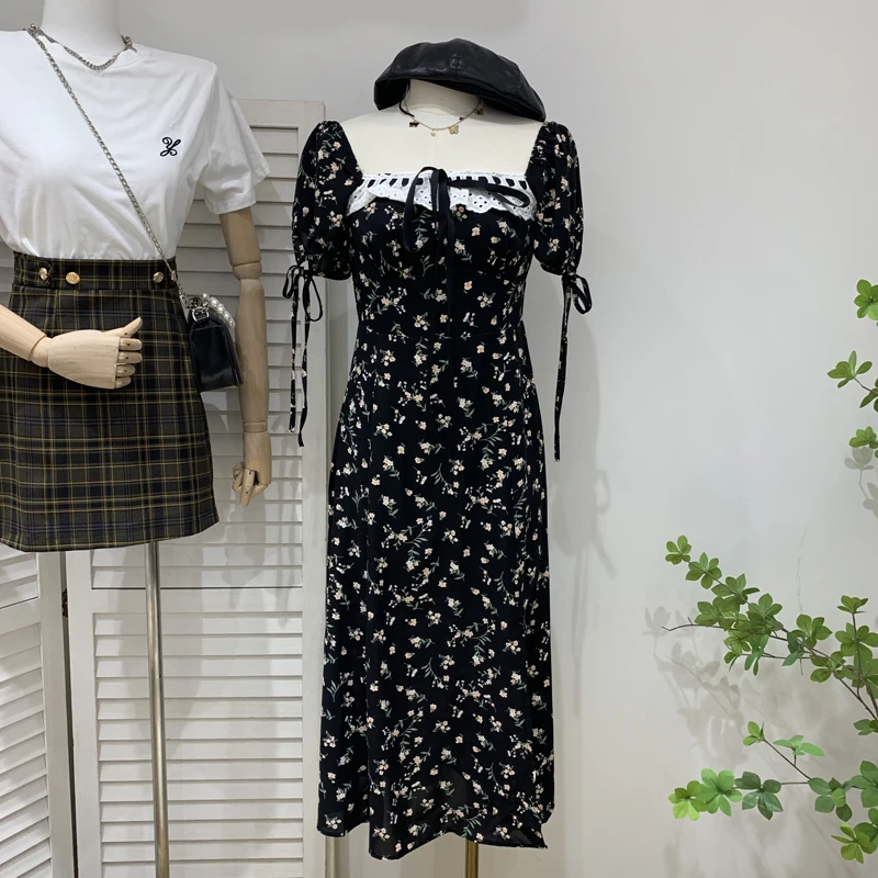 Summer 2022 east gate of South Korea elegant temperament square neck floral bubble sleeve small fresh lady dress
Summer 2022 east gate of South Korea elegant temperament square neck floral bubble sleeve small fresh lady dress