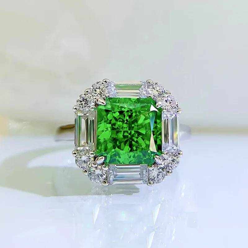 Spring Qiaoer 925 Sterling Silver 4CT Crushed Ice Cut Emerald High Carbon Diamonds Gemstone Engagement Rings Fine Jewelry
Spring Qiaoer 925 Sterling Silver 4CT Crushed Ice Cut Emerald High Carbon Diamonds Gemstone Engagement Rings Fine Jewelry