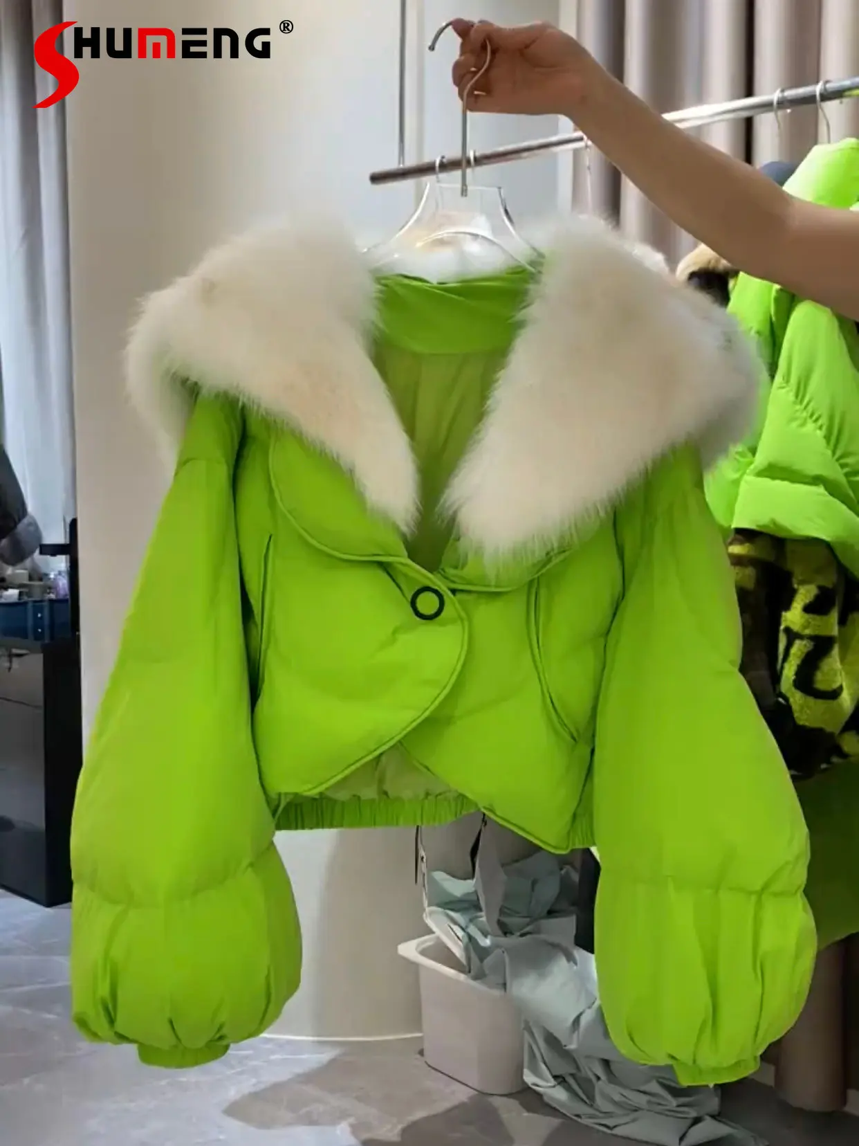 Korean Style Graceful and Fashionable Sailor Collar Furry Short Stitching Down Jacket Women's Autumn and Winter New Coat
Korean Style Graceful and Fashionable Sailor Collar Furry Short Stitching Down Jacket Women's Autumn and Winter New Coat