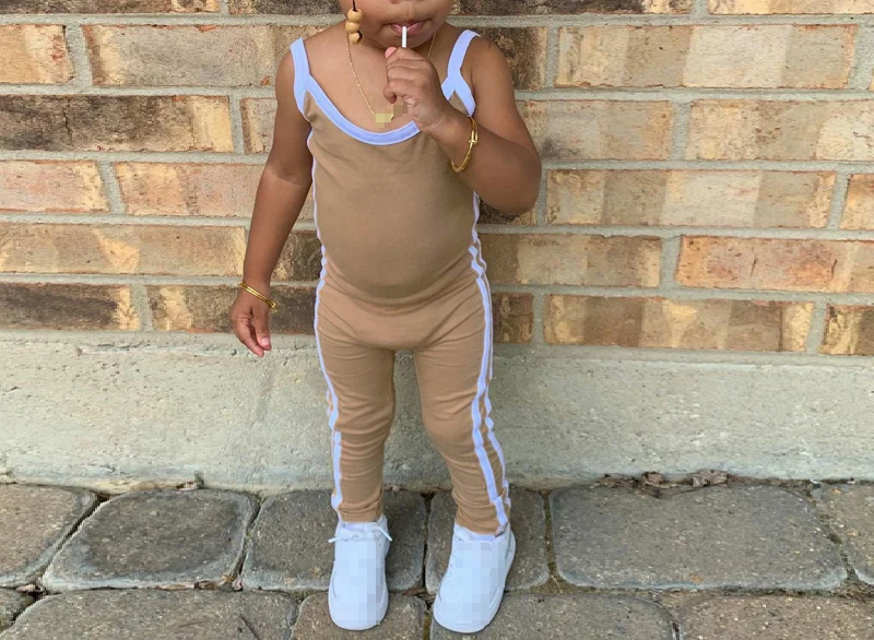 New Summer Fashion Suspender Jumpsuit Daily Life Casual Style Girls Casual Jumpsuit Children's Clothes
New Summer Fashion Suspender Jumpsuit Daily Life Casual Style Girls Casual Jumpsuit Children's Clothes