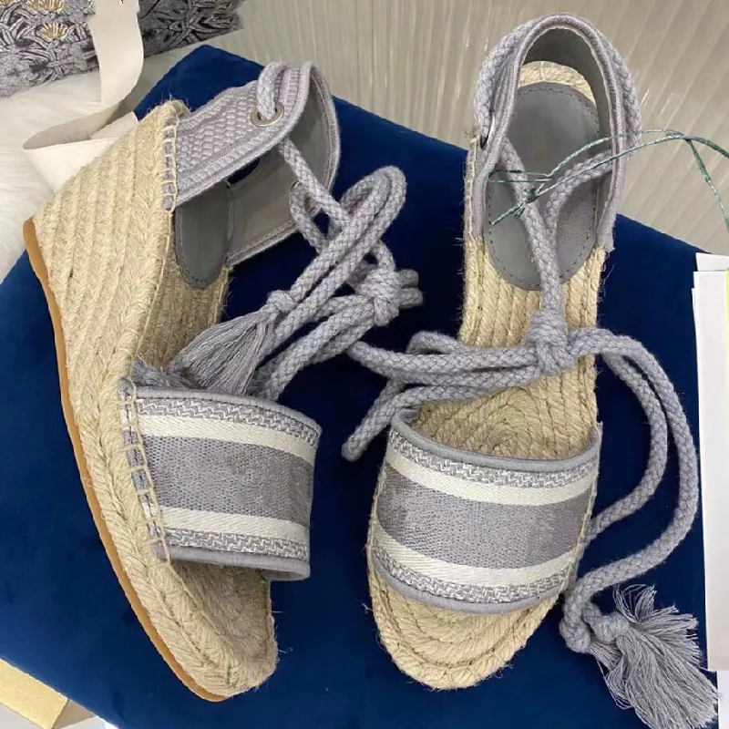 Woman Shoes New Summer Gladiator Luxury Women Espadrilles Vacation Flats New Sandals Lace Up Shoes Women 2021 Zapatos De Mujer
Woman Shoes New Summer Gladiator Luxury Women Espadrilles Vacation Flats New Sandals Lace Up Shoes Women 2021 Zapatos De Mujer