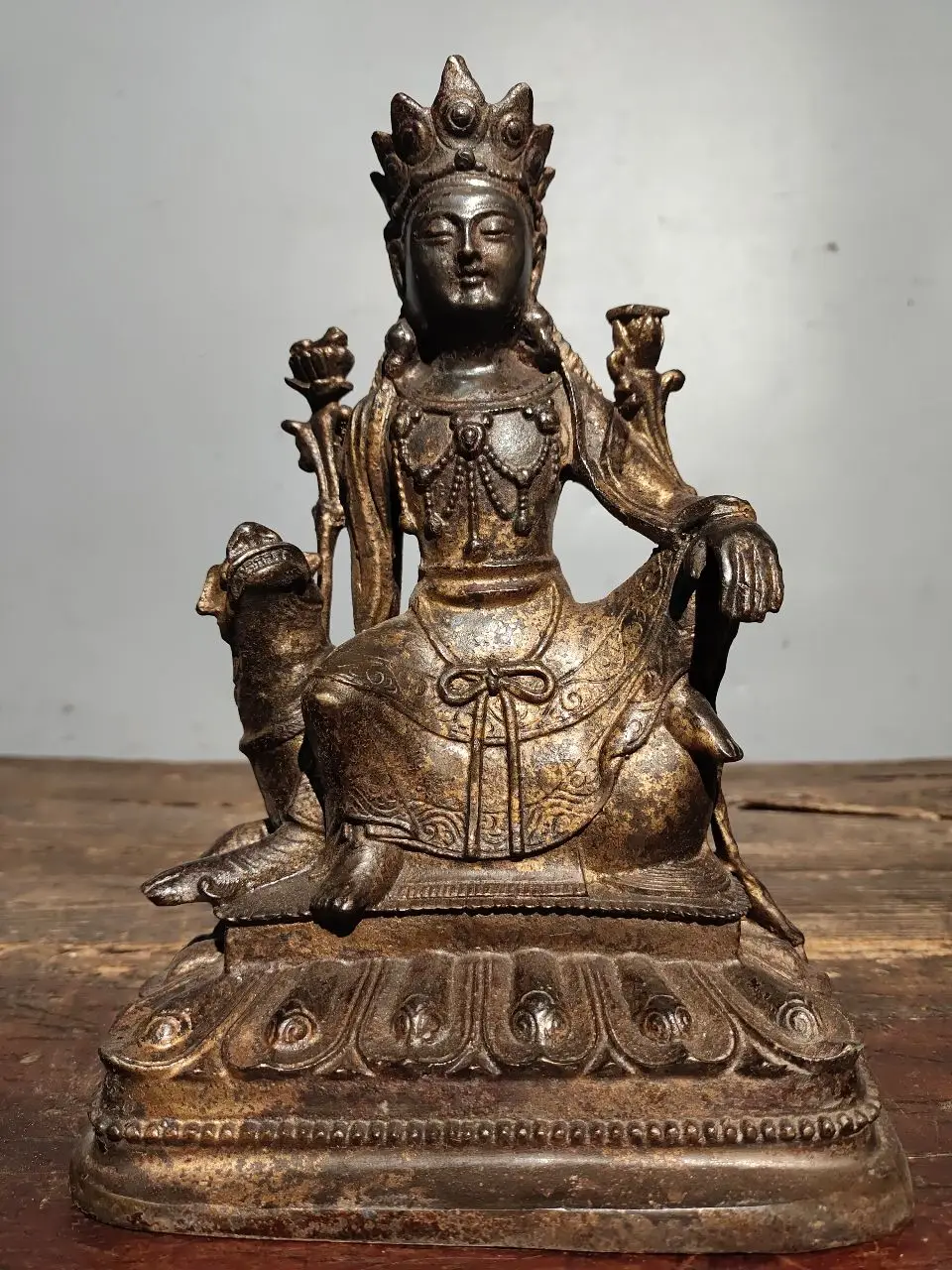 9"Tibetan Temple Collection Old Bronze Cinnabars comfortable White Tara Buddha Guanyin Bodhisattva statue Enshrine the Buddha
9"Tibetan Temple Collection Old Bronze Cinnabars comfortable White Tara Buddha Guanyin Bodhisattva statue Enshrine the Buddha