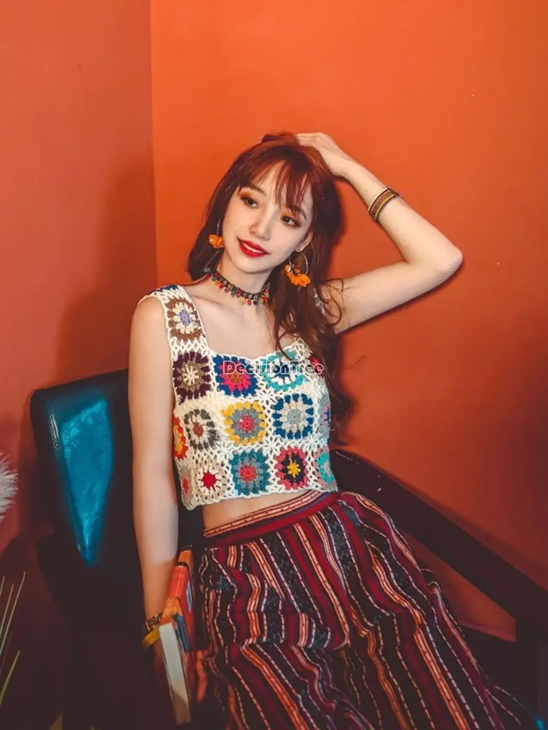 2022 national style new spring summer knitting short suspender knitting vest women hollow out top ins style fashion travel wear
2022 national style new spring summer knitting short suspender knitting vest women hollow out top ins style fashion travel wear