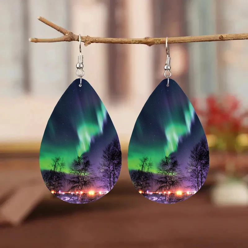 1Pair Bohemian Fashion Style PU Leather Droplet Earrings Aurora Print Men's and Women's Daily Wear Ear Jewelry Creative Personal
1Pair Bohemian Fashion Style PU Leather Droplet Earrings Aurora Print Men's and Women's Daily Wear Ear Jewelry Creative Personal