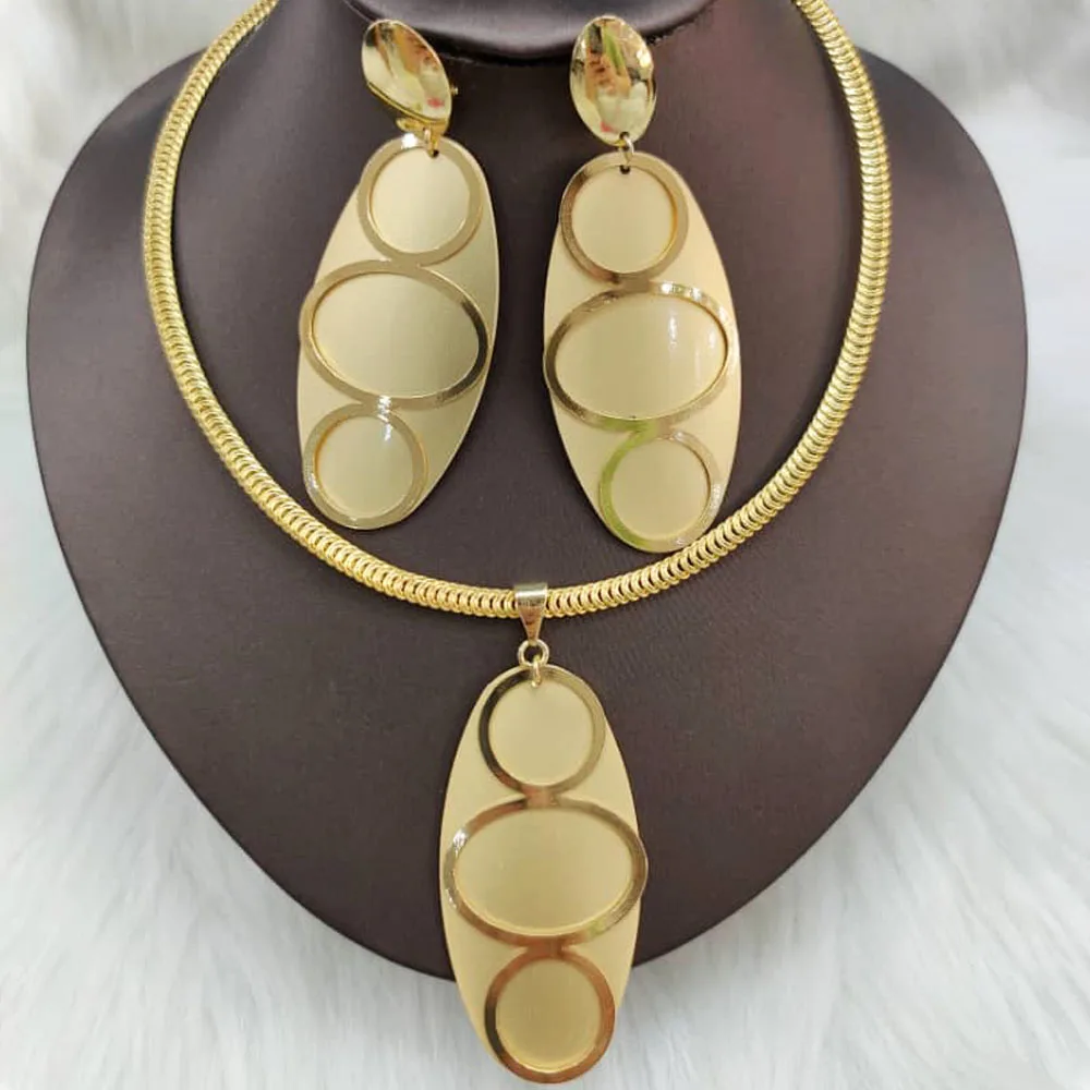 Dubai 18K Gold Plated Jewelry Set For Women Necklace Earring Nigeria Wedding Accessorie Party Daily Wear Trendy Jewelry
Dubai 18K Gold Plated Jewelry Set For Women Necklace Earring Nigeria Wedding Accessorie Party Daily Wear Trendy Jewelry