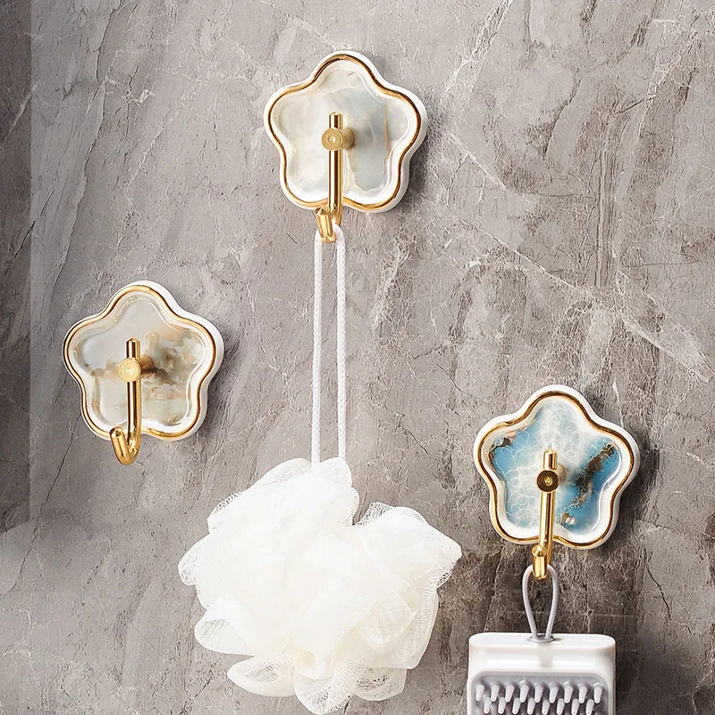 Light Luxury Sticky Hook Coat Rack Bathroom Storage Towel Holder Kitchen Accessories Wall Hanging Hanger Organizers Storage
Light Luxury Sticky Hook Coat Rack Bathroom Storage Towel Holder Kitchen Accessories Wall Hanging Hanger Organizers Storage