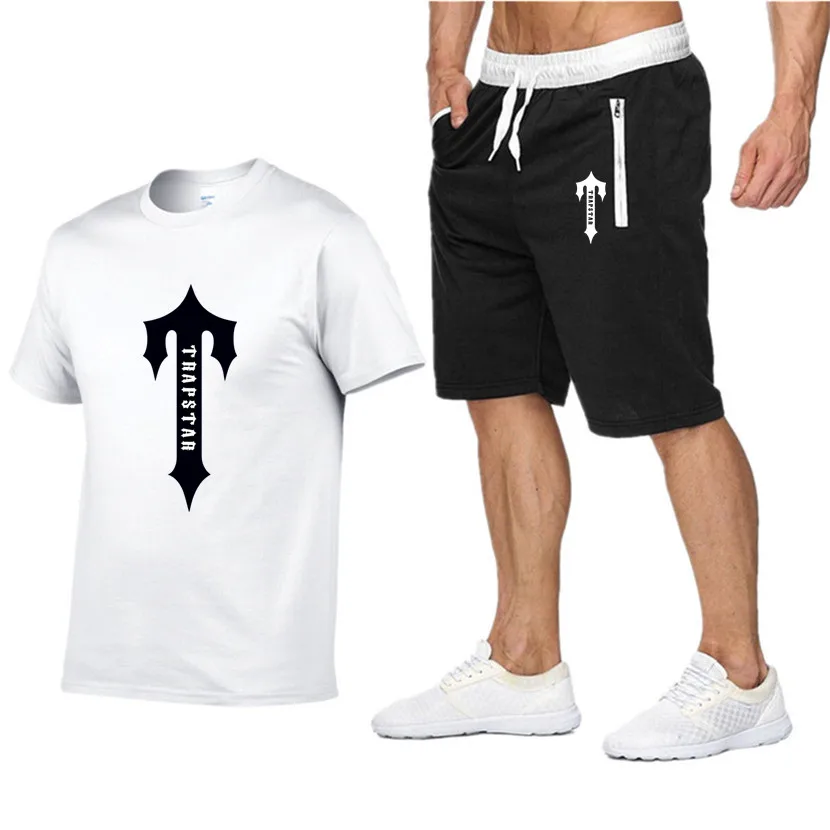 2022 New TRAPSTAR Summer Men Sportswear O-Neck T-Shirt Suit Fashion Short Sleeve T Shirt And Shorts Sport Suit Tracksuit Men
2022 New TRAPSTAR Summer Men Sportswear O-Neck T-Shirt Suit Fashion Short Sleeve T Shirt And Shorts Sport Suit Tracksuit Men