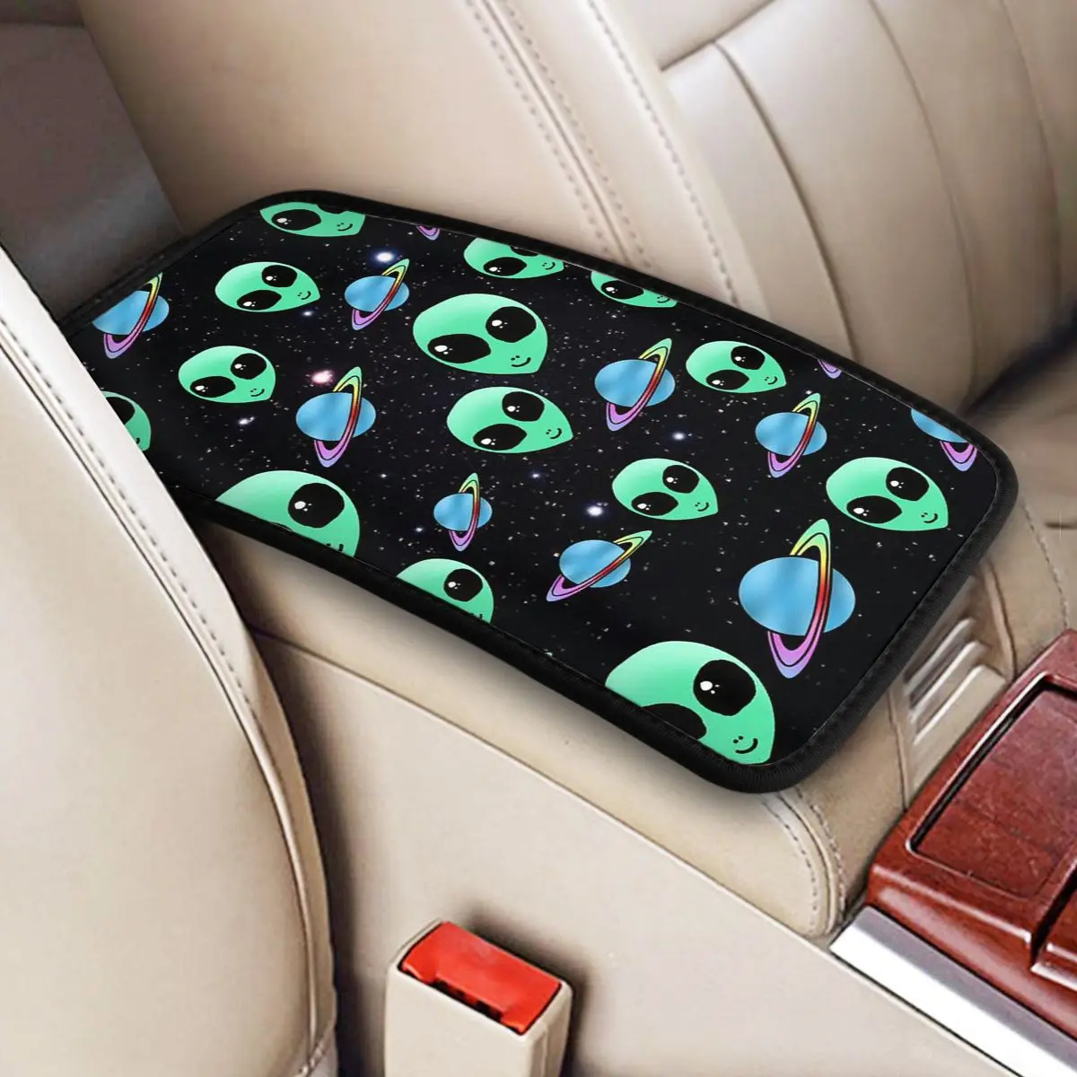 Four Seasons Car Armrest Cover Mat Alien And UFO Pattern Center Console Cover Pad Storage Box Cover Auto Accessories Interior
Four Seasons Car Armrest Cover Mat Alien And UFO Pattern Center Console Cover Pad Storage Box Cover Auto Accessories Interior