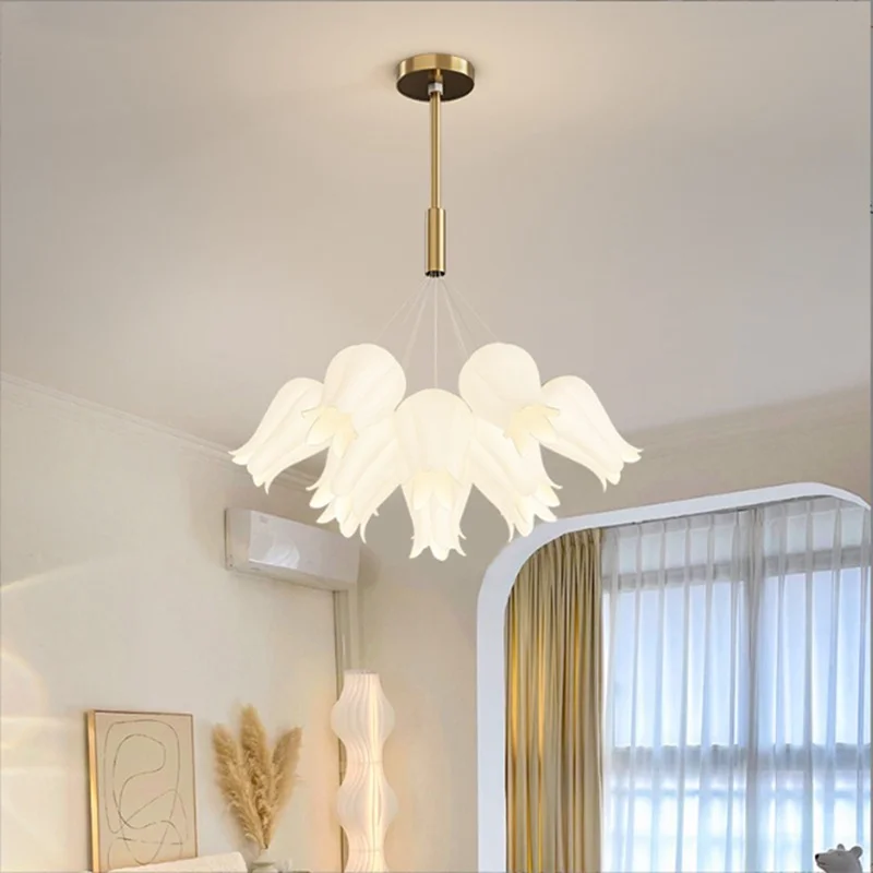 Chandeliers Lights Cream Wind Modern Living Room Creative Flower Bedroom Study Ceiling Fashion Restaurant Indoor Pendant Lamp
Chandeliers Lights Cream Wind Modern Living Room Creative Flower Bedroom Study Ceiling Fashion Restaurant Indoor Pendant Lamp