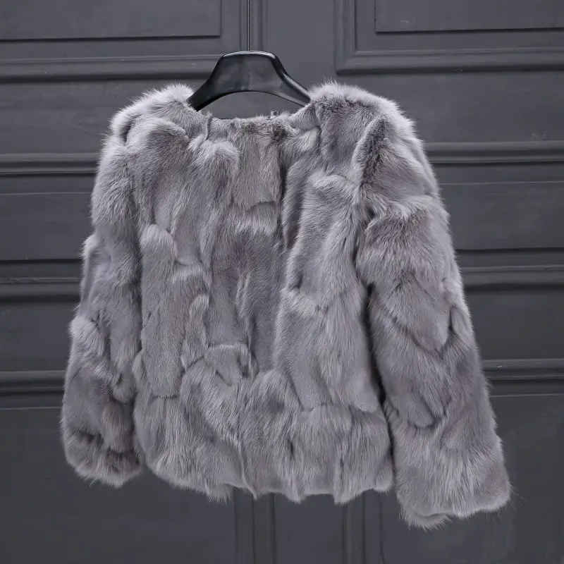 Women 2022 Autumn Winter Natural Fur Coats Female Genuine Fox Fur Overcoats Loose Short Fur Jackets Ladies Warm Outerwear A139
Women 2022 Autumn Winter Natural Fur Coats Female Genuine Fox Fur Overcoats Loose Short Fur Jackets Ladies Warm Outerwear A139