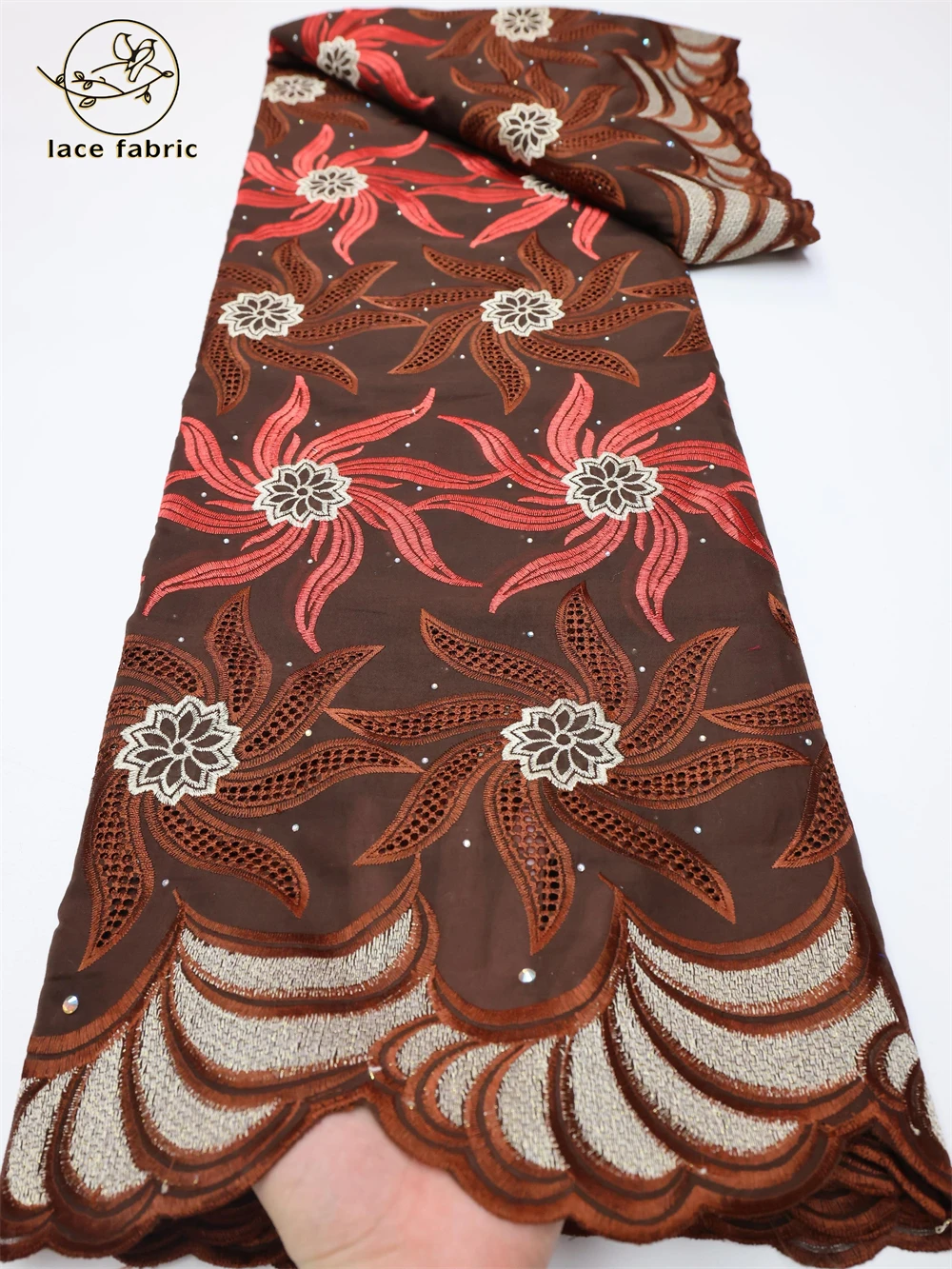 2023 High Quality Cotton Lace Fabric With Stones Embroidery African Nigeria Swiss Voile Lace Fabric For Luxury Party Dress Women
2023 High Quality Cotton Lace Fabric With Stones Embroidery African Nigeria Swiss Voile Lace Fabric For Luxury Party Dress Women