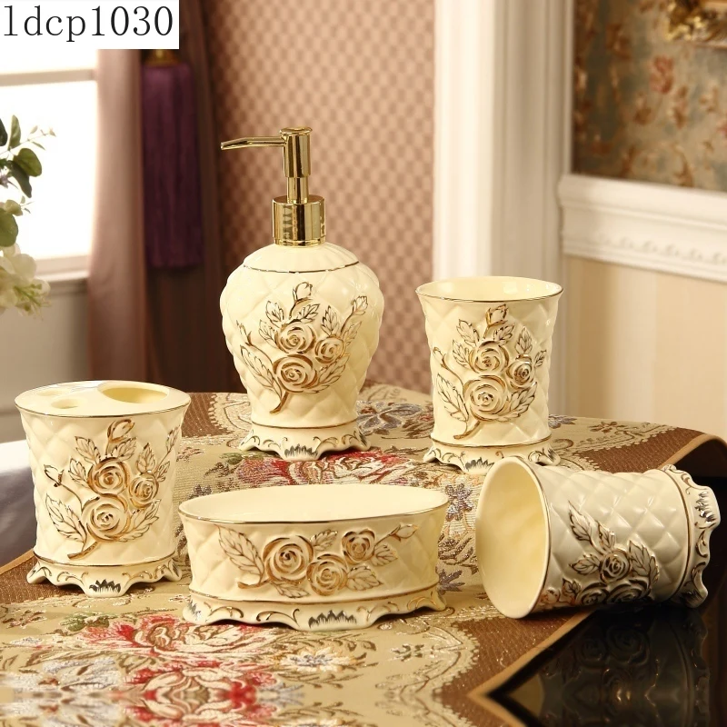 European Style Bathroom Supplies Ceramic Pattern Toothbrush Holder/mouthwash Cup/lotion Bottle/light Luxury Bathroom Decoration
European Style Bathroom Supplies Ceramic Pattern Toothbrush Holder/mouthwash Cup/lotion Bottle/light Luxury Bathroom Decoration