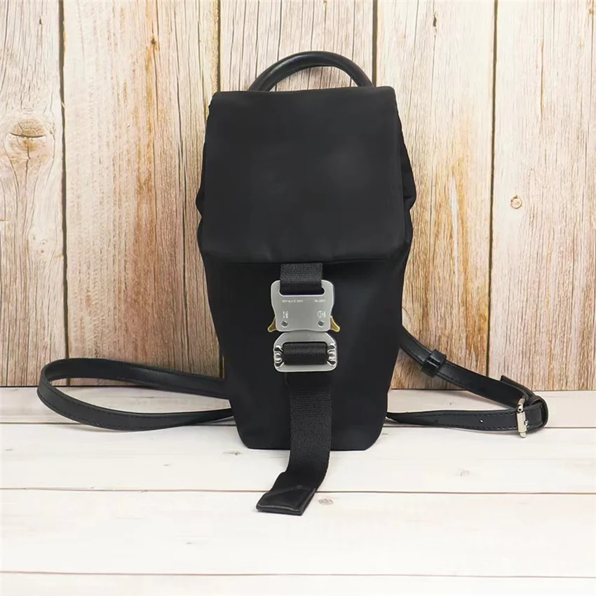 

Black 1017 ALYX 9SM Hex Tank Bags Men Women 1:1 High Quality Drawcord Wrapping ALYX Bag Classic Metal Buckle Backpacks