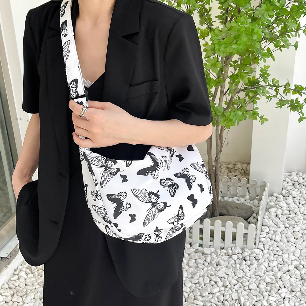Butterfly Printed Women Crossbody Bag Canvas Hobo Bag Zipper Adjustable Straps Messenger Bags Large Capacity Shoulder Bag
Butterfly Printed Women Crossbody Bag Canvas Hobo Bag Zipper Adjustable Straps Messenger Bags Large Capacity Shoulder Bag
