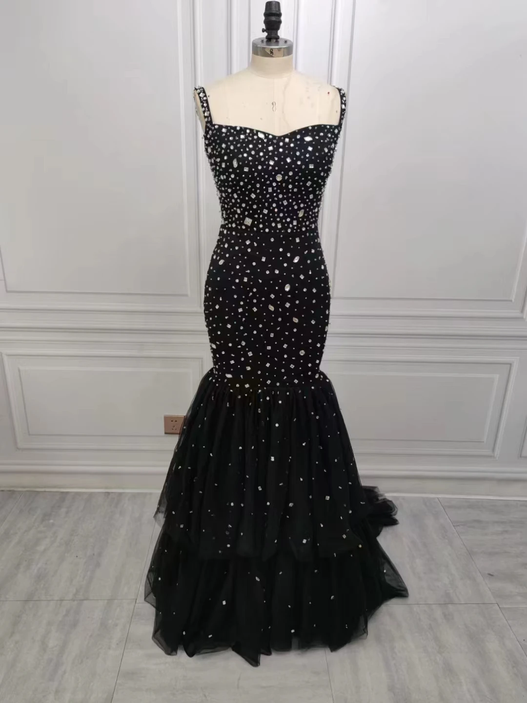 Black Mermaid Dresses Rhinestone Elegant Party Dresses for Women 2023 Formal Dress Women Dresses for Prom Bu10021 
Black Mermaid Dresses Rhinestone Elegant Party Dresses for Women 2023 Formal Dress Women Dresses for Prom Bu10021