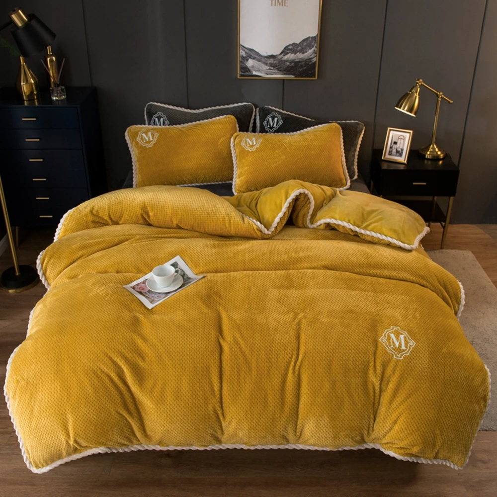 Home Textiles Winter Flannel Quilt Cover Soft Worm Yellow Coral Fleece Comforter Cover 1pcs Thickening Warm Duvet Bedding Cover
Home Textiles Winter Flannel Quilt Cover Soft Worm Yellow Coral Fleece Comforter Cover 1pcs Thickening Warm Duvet Bedding Cover