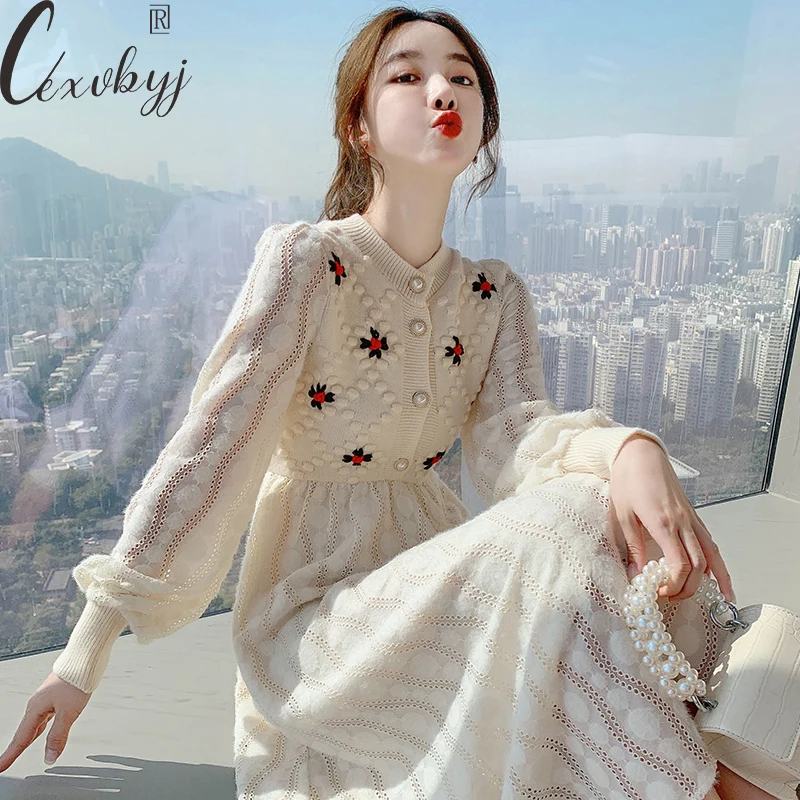 Fashion Print Embroidery Sweater Dress Women Sweet Round Neck Long Dress Female Autumn Winter Long Sleeve A-Line Elegant Dress
Fashion Print Embroidery Sweater Dress Women Sweet Round Neck Long Dress Female Autumn Winter Long Sleeve A-Line Elegant Dress