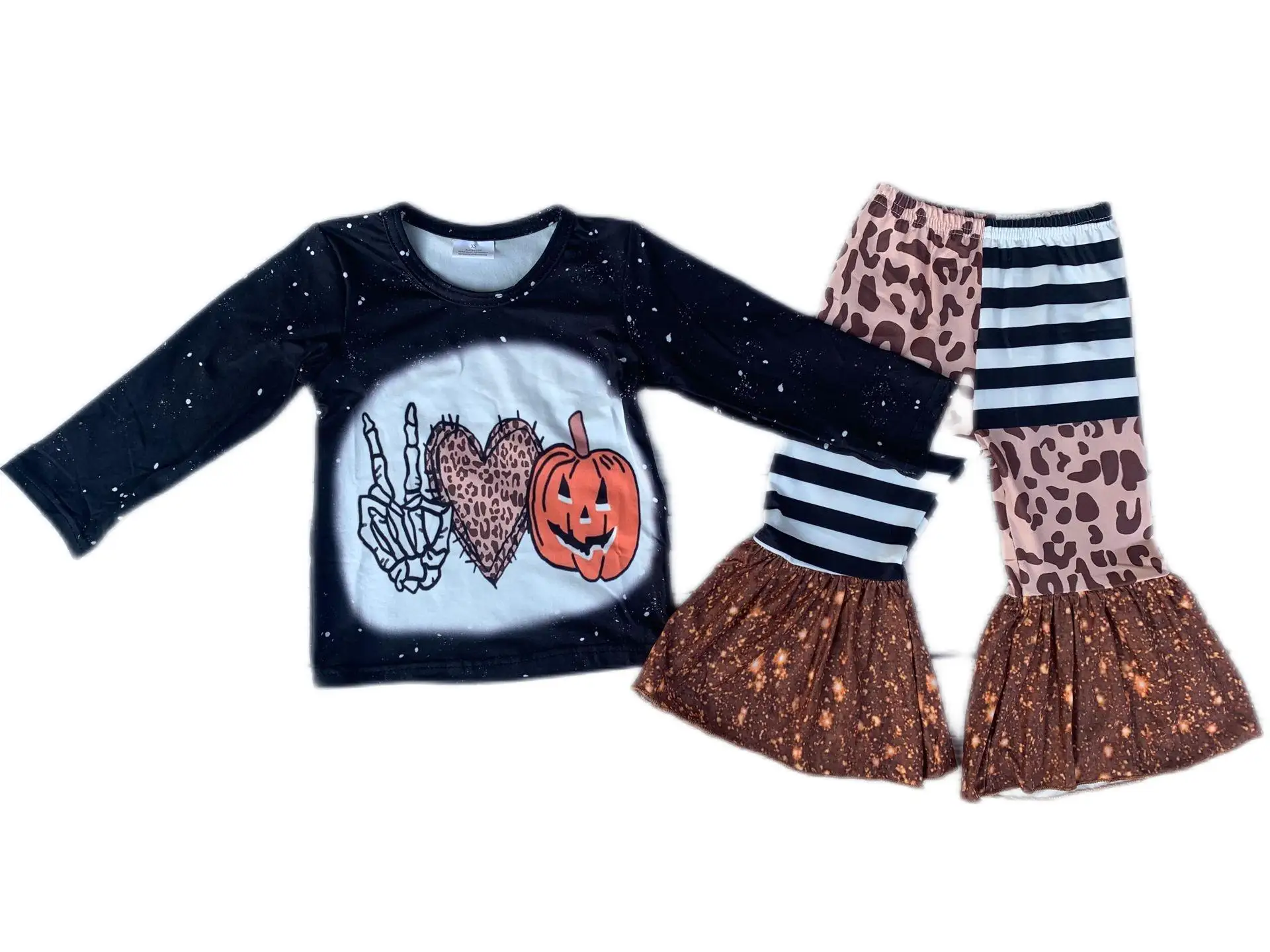 Halloween Baby Clothes Long Sleeve Sets Pumpkin Printing Top and Striped Leopard Patchwork Bell Bottom Pants for Kids Outfits
Halloween Baby Clothes Long Sleeve Sets Pumpkin Printing Top and Striped Leopard Patchwork Bell Bottom Pants for Kids Outfits
